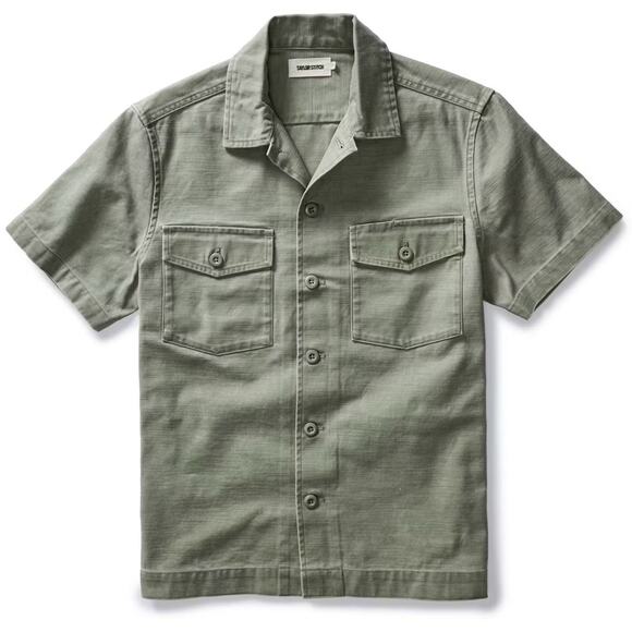 $138 Taylor Stitch Surplus Shirt Button Up Field Olive Reverse Sateen Size 44/XL - Picture 1 of 7